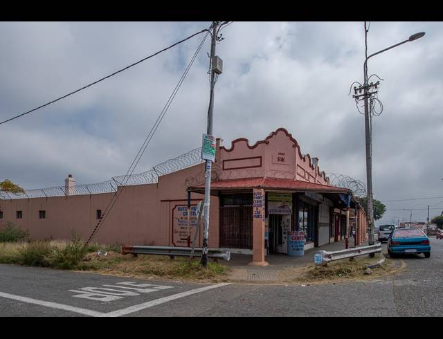 466M² BUSINESS FOR SALE IN TURFFONTEIN